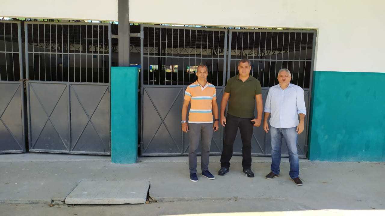 Prefeito se recebe Chefe de Gabinete do estado para avaliar conclusão do Centro de Abastecimento